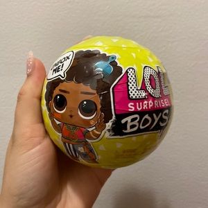 BRAND NEW LOL Surprise Boys Series 3